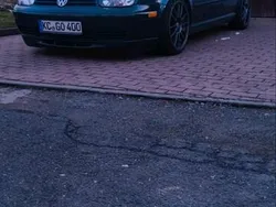 Grün Gebraucht 1999 VW Golf IV Kleinwagen | 6.990 €