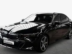Schwarz Neu 2025 BMW i5 Limousine | 89.990 € (Teuer)