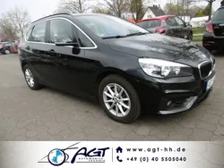 Schwarz Gebraucht 2015 BMW 218 Active Tourer Basis Van / Kleinbus | 11.800 € (Guter Preis)