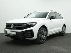 Weiss Gebraucht 2023 VW Touareg Style SUV | 71.689 € (Etwas zu teuer)