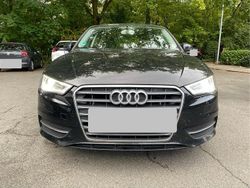 Schwarz Gebraucht 2014 Audi A3 Sportback Attraction Kleinwagen | 10.000 € (Fairer Preis)