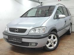 Silber Gebraucht 2002 Opel Zafira Van / Kleinbus | 3.499 € (Fairer Preis)