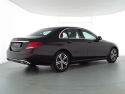 Schwarz Gebraucht 2020 Mercedes E300 Limousine | 37.950 € (Fairer Preis)