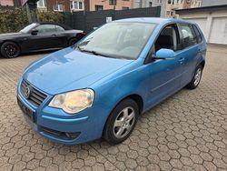 Blau Gebraucht 2009 VW Polo Comfortline Limousine | 2.780 € (Fairer Preis)
