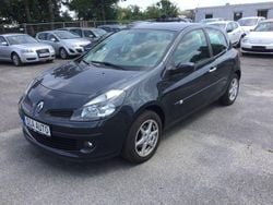 Grau Gebraucht 2008 Renault Clio III Dynamique Kleinwagen | 1.999 € (Fairer Preis)