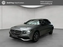 Grau Gebraucht 2021 Mercedes E220 Avantgarde Limousine | 32.480 € (Guter Preis)