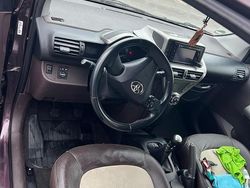 Andere farben Gebraucht 2009 Toyota iQ Kleinwagen | 2.800 € (Fairer Preis)