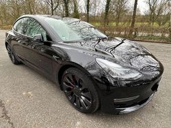 Schwarz Gebraucht 2022 Tesla Model 3 Limousine | 35.500 € (Etwas zu teuer)