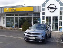 Kontrast grau Gebraucht 2021 Opel Mokka Ultimate SUV | 19.550 € (Fairer Preis)