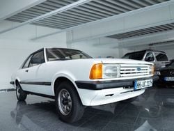 Weiß Gebraucht 1981 Ford Taunus Limousine | 8.900 €