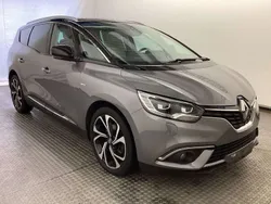 Grau kng + schwarz gne Gebraucht 2017 Renault Scénic IV Bose Edition Van / Kleinbus | 13.990 € (Fairer Preis)