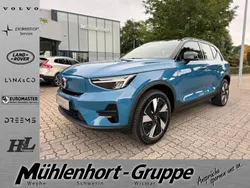 Blau Gebraucht 2024 Volvo XC40 Plus SUV | 44.900 € (Etwas zu teuer)
