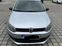 Grau Gebraucht 2010 VW Polo Trendline Kleinwagen | 5.100 € (Fairer Preis)