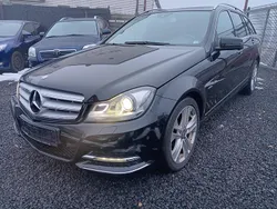 Obsidianschwarz metalliclack Gebraucht 2011 Mercedes C200 Avantgarde Kombi | 6.299 € (Guter Preis)