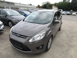 Braun Gebraucht 2015 Ford Grand C-Max Business Edition Van / Kleinbus | 8.800 € (Fairer Preis)