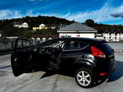 Schwarz Gebraucht 2009 Ford Fiesta Titanium Kleinwagen | 3.000 € (Fairer Preis)