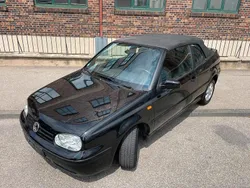 Schwarz Gebraucht 1998 VW Golf Cabriolet Cabrio | 3.900 € (Fairer Preis)