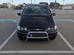 Schwarz Gebraucht 2000 Ford Galaxy Van / Kleinbus | 3.200 €