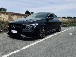 Schwarz Gebraucht 2016 Mercedes CLA45 AMG AMG Coupé | 32.800 € (Etwas zu teuer)
