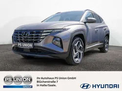 Braun / silky bronze Gebraucht 2023 Hyundai Tucson Trend SUV | 36.790 € (Etwas zu teuer)