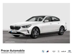 Weiß Neu 2025 BMW i5 Limousine | 63.960 € (Superpreis)