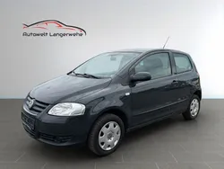 Grau Gebraucht 2007 VW Fox Basis Kleinwagen | 2.999 € (Teuer)