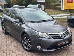 Grau Gebraucht 2014 Toyota Avensis Kombi | 6.999 € (Fairer Preis)