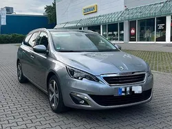 Silber Gebraucht 2016 Peugeot 308 Allure Kombi | 6.000 € (Superpreis)