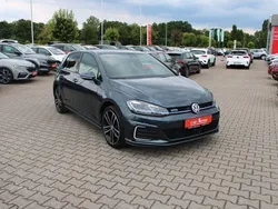 Blau Gebraucht 2018 VW Golf VII GTE Limousine | 20.930 € (Fairer Preis)