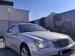 Silber Gebraucht 2007 Mercedes C220 Avantgarde Limousine | 4.950 € (Fairer Preis)
