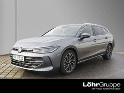Diabasgrau metallic Gebraucht 2024 VW Passat Elegance Kombi | 40.980 € (Etwas zu teuer)