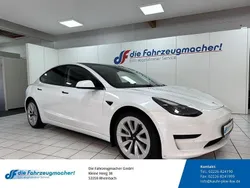 Weiss Gebraucht 2021 Tesla Model 3 Limousine | 22.988 € (Fairer Preis)