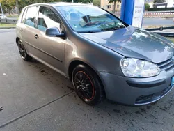 Grau Gebraucht 2005 VW Golf IV Comfortline Limousine | 3.000 € (Fairer Preis)