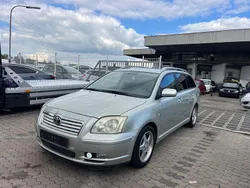 Silber Gebraucht 2005 Toyota Avensis Sol Kombi | 1.899 € (Fairer Preis)