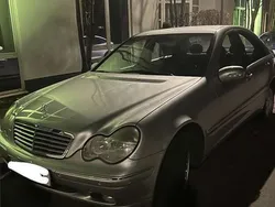 Gebraucht 2001 Mercedes C180 Classic Kombi | 3.000 € (Teuer)