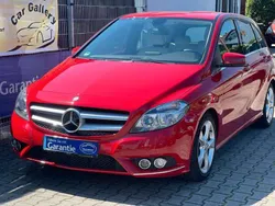 Jupiterrot unilack Gebraucht 2014 Mercedes B180 Van / Kleinbus | 16.490 € (Fairer Preis)