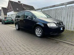 Schwarz Gebraucht 2006 VW Touran Highline Van / Kleinbus | 1.890 € (Superpreis)