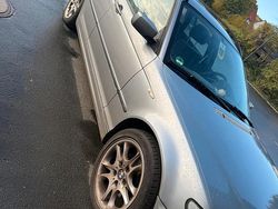 Grau Gebraucht 2003 BMW 316 Kombi | 4.500 €