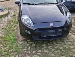 Schwarz Gebraucht 2018 Fiat Punto Kleinwagen | 6.400 € (Fairer Preis)