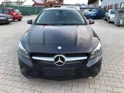 Weiß Gebraucht 2013 Mercedes CLA200 Urban Coupé | 10.800 € (Guter Preis)
