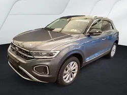 Indiumgrau metallic Gebraucht 2024 VW T-Roc Style SUV | 28.750 € (Fairer Preis)