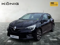 Schwarz Gebraucht 2023 Renault Clio V Evolution Limousine | 13.888 € (Fairer Preis)