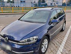 Blau Gebraucht 2017 VW Golf VII Kombi | 9.800 € (Etwas zu teuer)