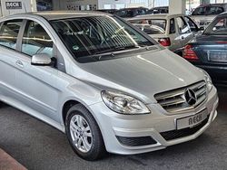 Silber Gebraucht 2009 Mercedes B160 Van / Kleinbus | 9.000 € (Teuer)