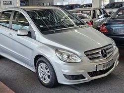 Silber Gebraucht 2009 Mercedes B160 Van / Kleinbus | 9.000 € (Teuer)