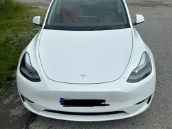 Weiß Gebraucht 2023 Tesla Model Y Long Range AWD SUV | 37.500 € (Fairer Preis)