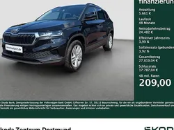 Schwarz Gebraucht 2024 Skoda Karoq Selection SUV | 30.143 € (Guter Preis)