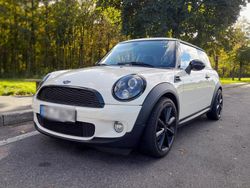 Weiß Gebraucht 2013 Mini Cooper Kleinwagen | 5.999 € (Guter Preis)