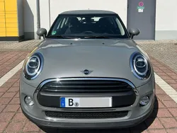 Grau Gebraucht 2018 Mini ONE Kleinwagen | 18.500 € (Etwas zu teuer)