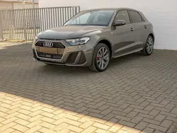 Grau Neu 2025 Audi A1 Sportback S-Line Kleinwagen | 33.838 € (Superpreis)